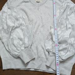 Mサイズ ライトグレー Vネック パフスリーブ ニット ガーリーの画像
