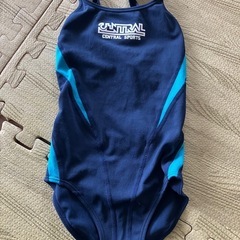 【美品】セントラルスポーツ　水着　120