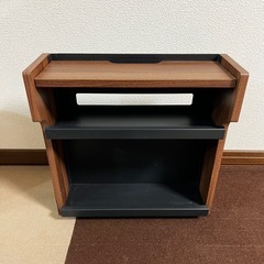 ルーター・コンセント入れの画像