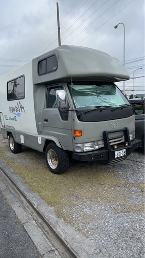 キャンピングカー