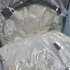 ウェディングドレスの画像