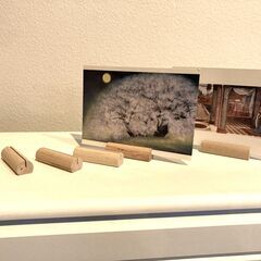 カードスタンド　３個で２５０円の画像