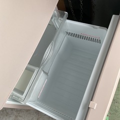 お取引き中です！冷蔵庫　2011年　365L  製氷機能付き中古の画像