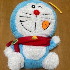 ドラえもん　ぬいぐるみ