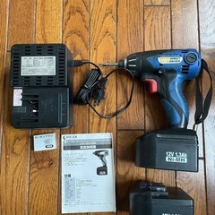 インパクトドライバーの画像
