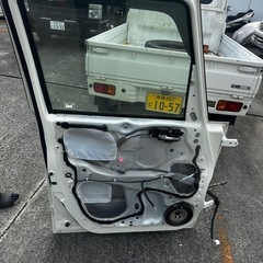 N-BOX custom フロントドアの画像
