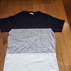 半袖シャツ(二枚)