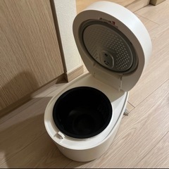 【本日(4日)受け取ってくれる方優先】アイリスオーヤマ炊飯器の画像