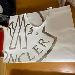 モンクレール　空箱　ショップ袋の画像