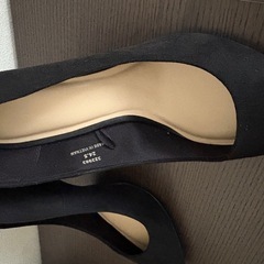 黒　パンプス　ハイヒールの画像