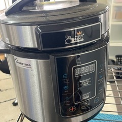 電気圧力鍋　プレッシャーキングプロ