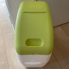 Aprica(アップリカ) オムツ入れ