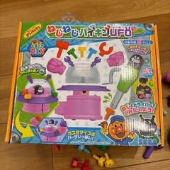 ねじねじバイキンUFO  アンパンマン　知育玩具