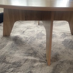 美品　お洒落　まるテーブル　　　の画像
