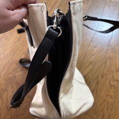 ショルダーバッグの画像