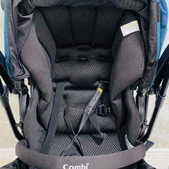 【値下げしました】Combi コンビ atto TYPE C ベビーカー（パウダーネイビー) 定価：88,000円の画像