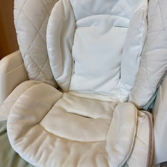 Combi コンビ　ハイローチェアの画像