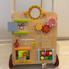 木のおもちゃ　押し車　エデュデ　ファーストウォーカー　　