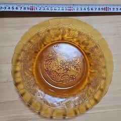 ガラス食器　3枚セット