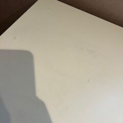 引渡済【無料】在庫2つ サイドテーブル デスク 机 IKEA 白 ホワイトの画像