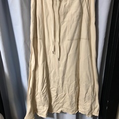 大きめのＬロングスカート