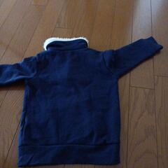 90cm　子ども服　トップス　目立った傷や汚れなし　トレーナーの画像