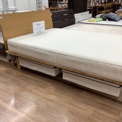 無印良品セミダブルベッドのご紹介です