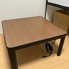 ダイニングテーブル