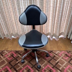 オフィスチェア　高さ調整出来ます！　の画像