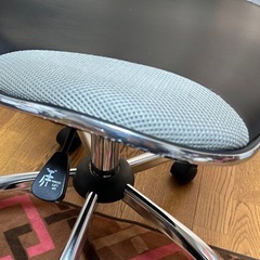 オフィスチェア　高さ調整出来ます！　の画像