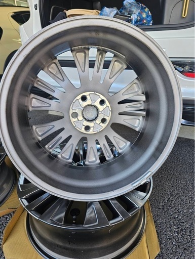 ハリアー 新品純正ホイール 型式MXU80系