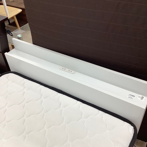 シングルベッドのご紹介です