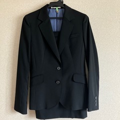 レディース　スーツ　黒　