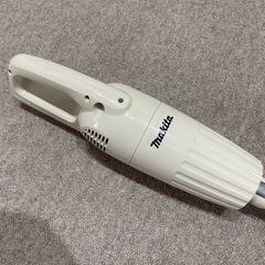 マキタ　コードレス掃除機　充電器付きの画像
