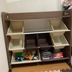 子供用収納家具　天板付きおもちゃ箱