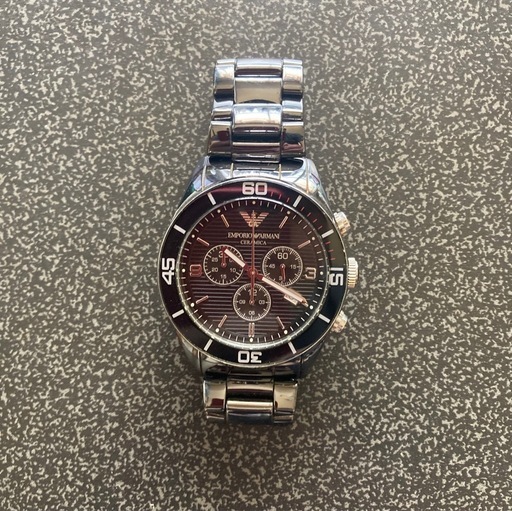 エンポリオアルマーニ 高級腕時計