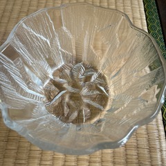 ガラスボウル