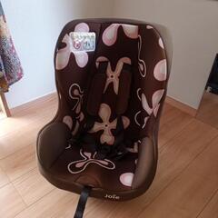 チャイルドシート　joie