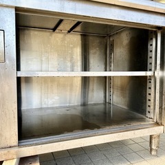 直接引き取り5％OFF 引戸付調理台 幅1800×奥行き750×高さ850ｍｍ ステンレス作業台 戸棚 食器庫 収納 業務用 厨房機器 収納棚 キッチン ガレージ 整備 台 棚　 の画像