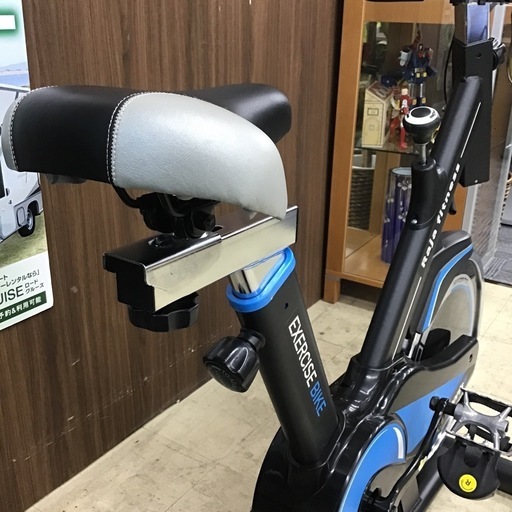 エアロバイク スピンバイク 静音設計