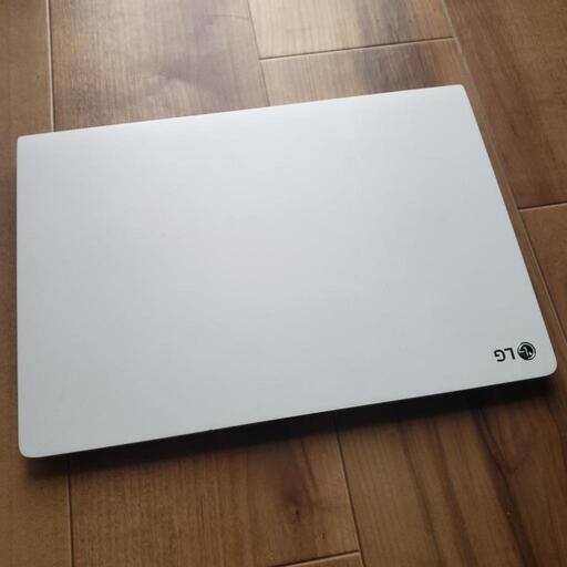 LG gram 13.3インチ　ノートパソコン