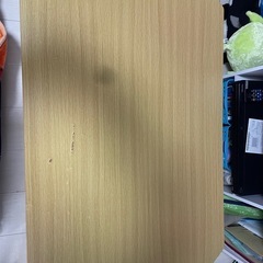 テーブル