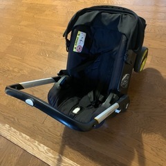 ⚠️早い者勝ち⚠️doona(同型)チャイルドシートにもベビーカーにもなるの画像