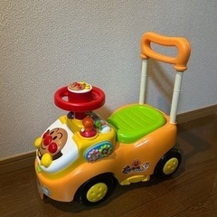【さらに値下げ】アンパンマン　車　よくばりビジーカー　