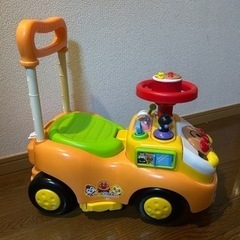 【さらに値下げ】アンパンマン　車　よくばりビジーカー　の画像