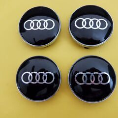 Audi アウディ ホイール センターキャップ ブラック 4個セ...