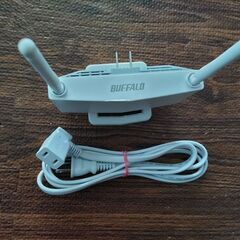 バッファローWi-Fi中継機WEX-1800AX4EA　中古品の画像