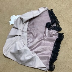 ピンク スカートの画像