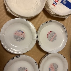 ヤマザキ食器セット　の画像