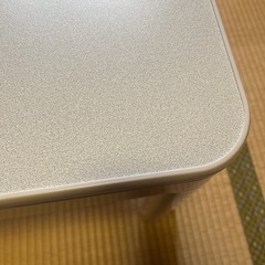 一人暮らしに！リバーシブル天板こたつ　60×60白の画像